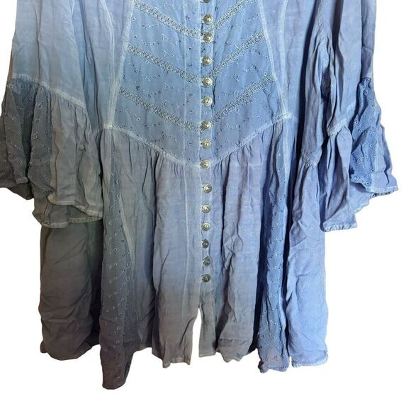 Roamans Top Womens 26W Blue Eyelet Mixed Media Boho Flutter Button Detail Blouse - Picture 5 of 9